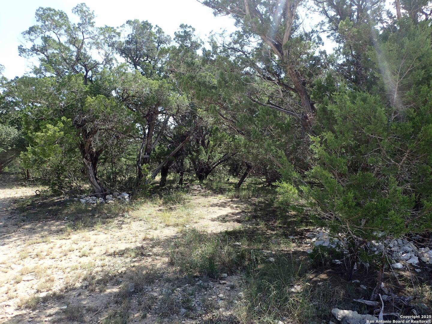 Lakehills, TX 78063,300 6th