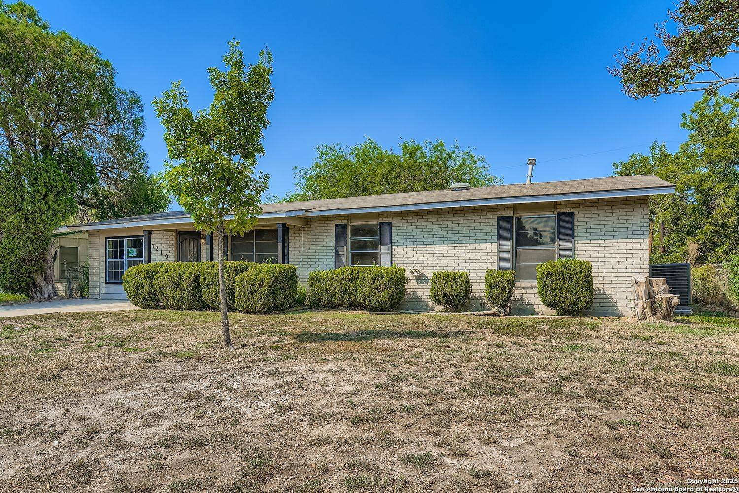 San Antonio, TX 78227,7219 Westport Way