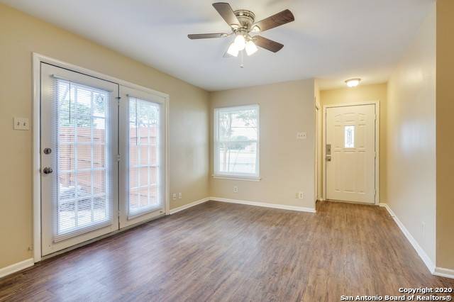 San Antonio, TX 78213,2902 NW Loop 410