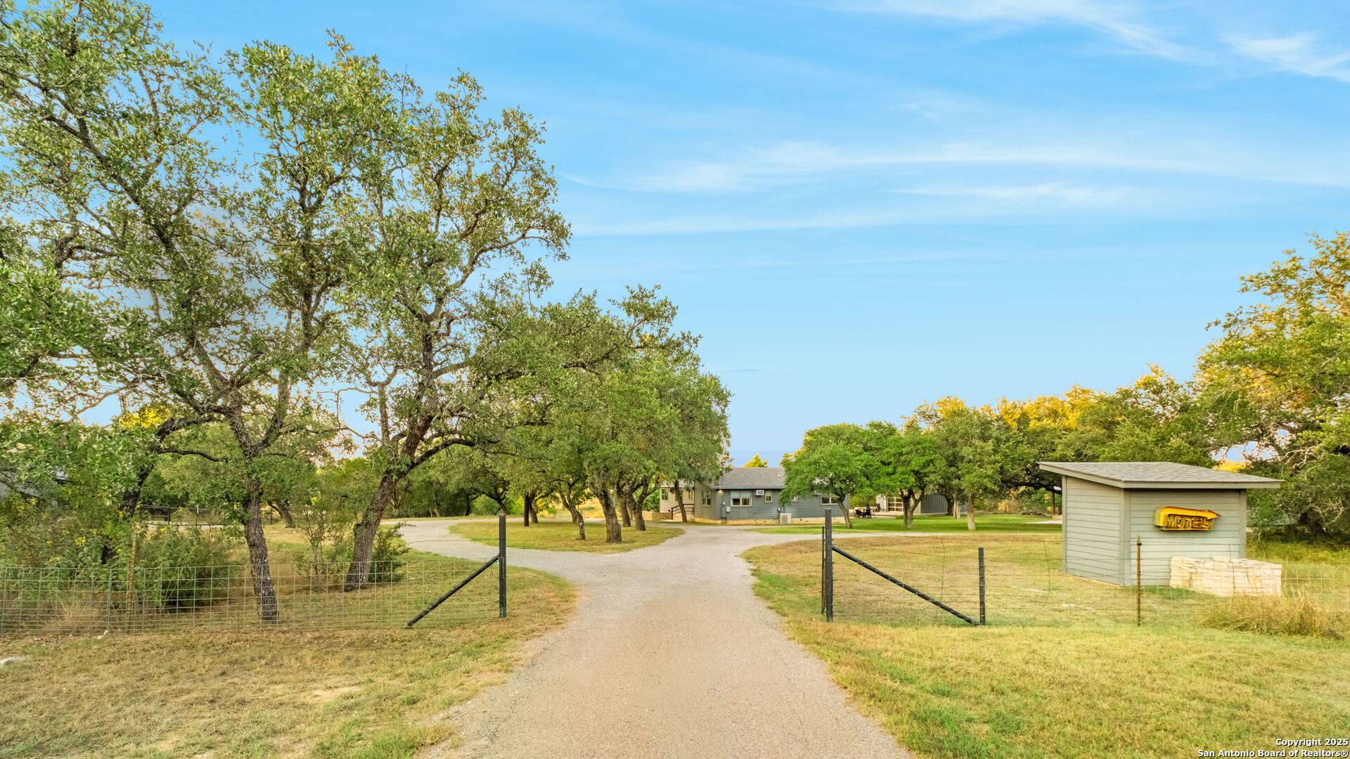 Johnson City, TX 78636,746 Trail Rock Dr