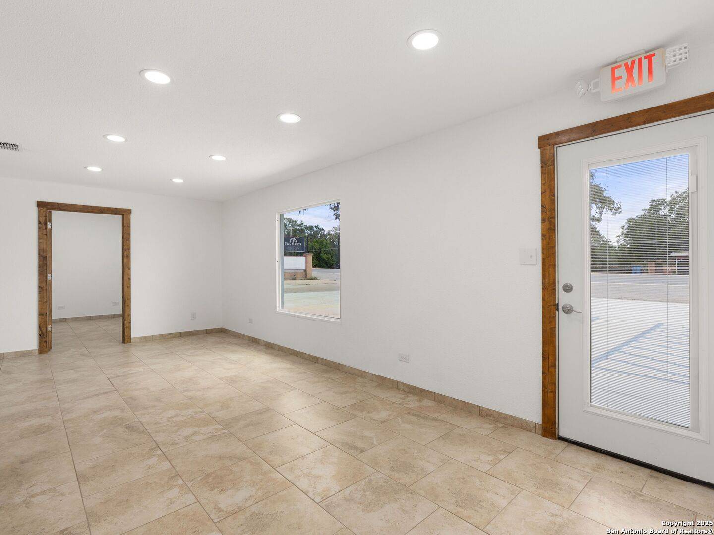 Pleasanton, TX 78064,1026 Oaklawn Street