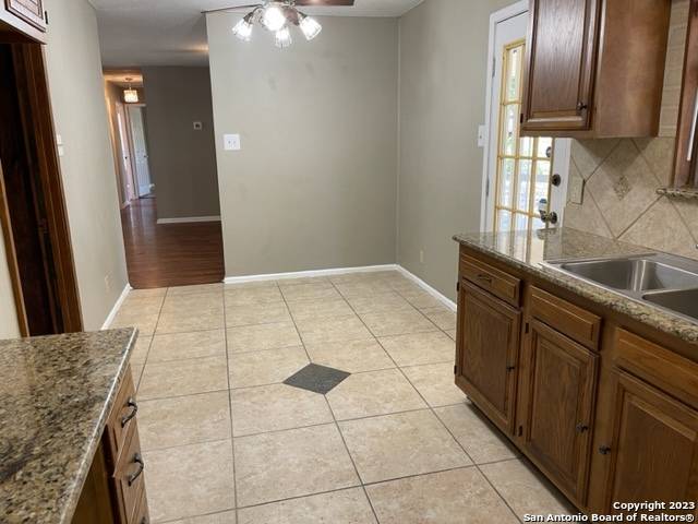 San Antonio, TX 78227-2660,7906 REMUDA DR