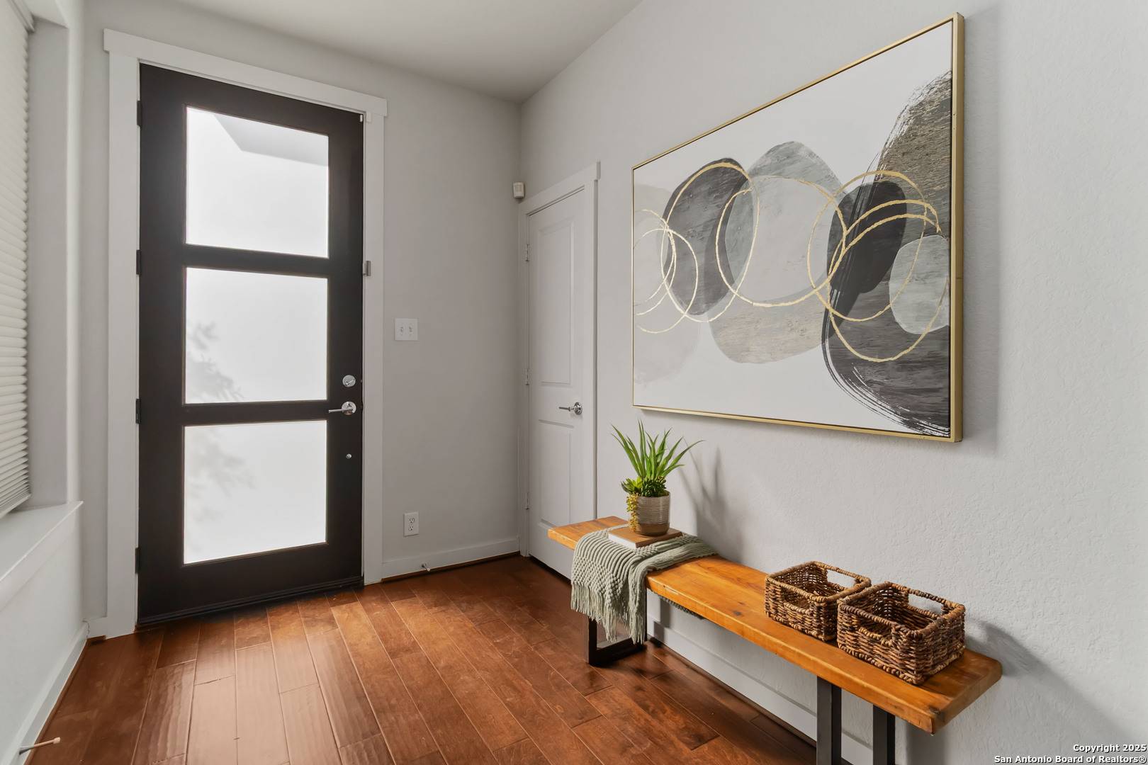 San Antonio, TX 78212,2104 N Saint Marys