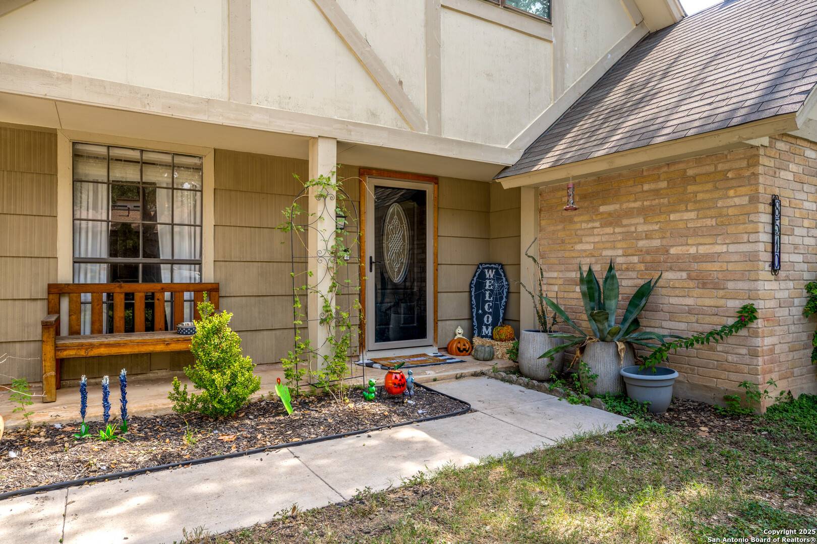 San Antonio, TX 78250,8510 timberbriar