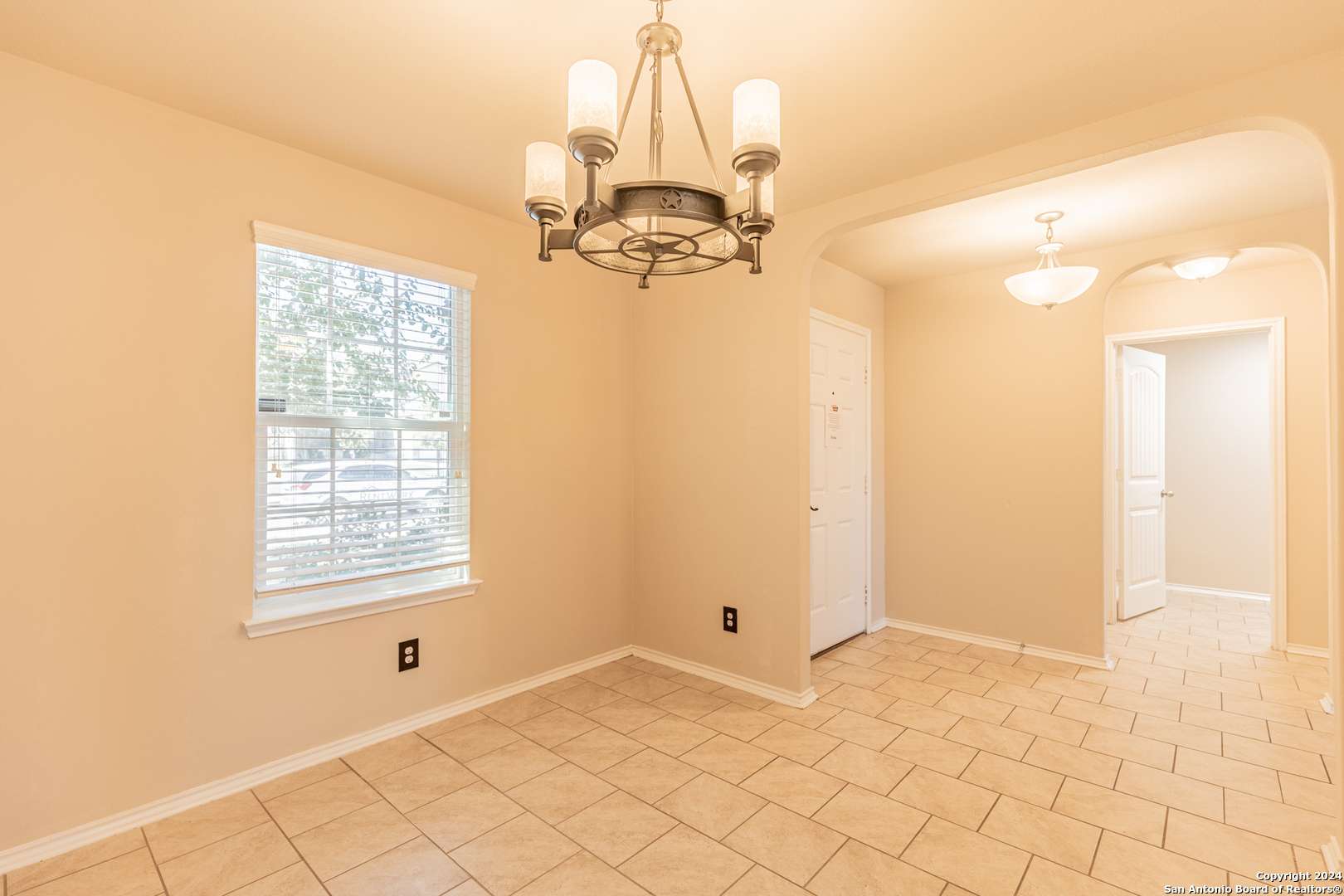 San Antonio, TX 78245-4743,1744 EMERALD EDGE