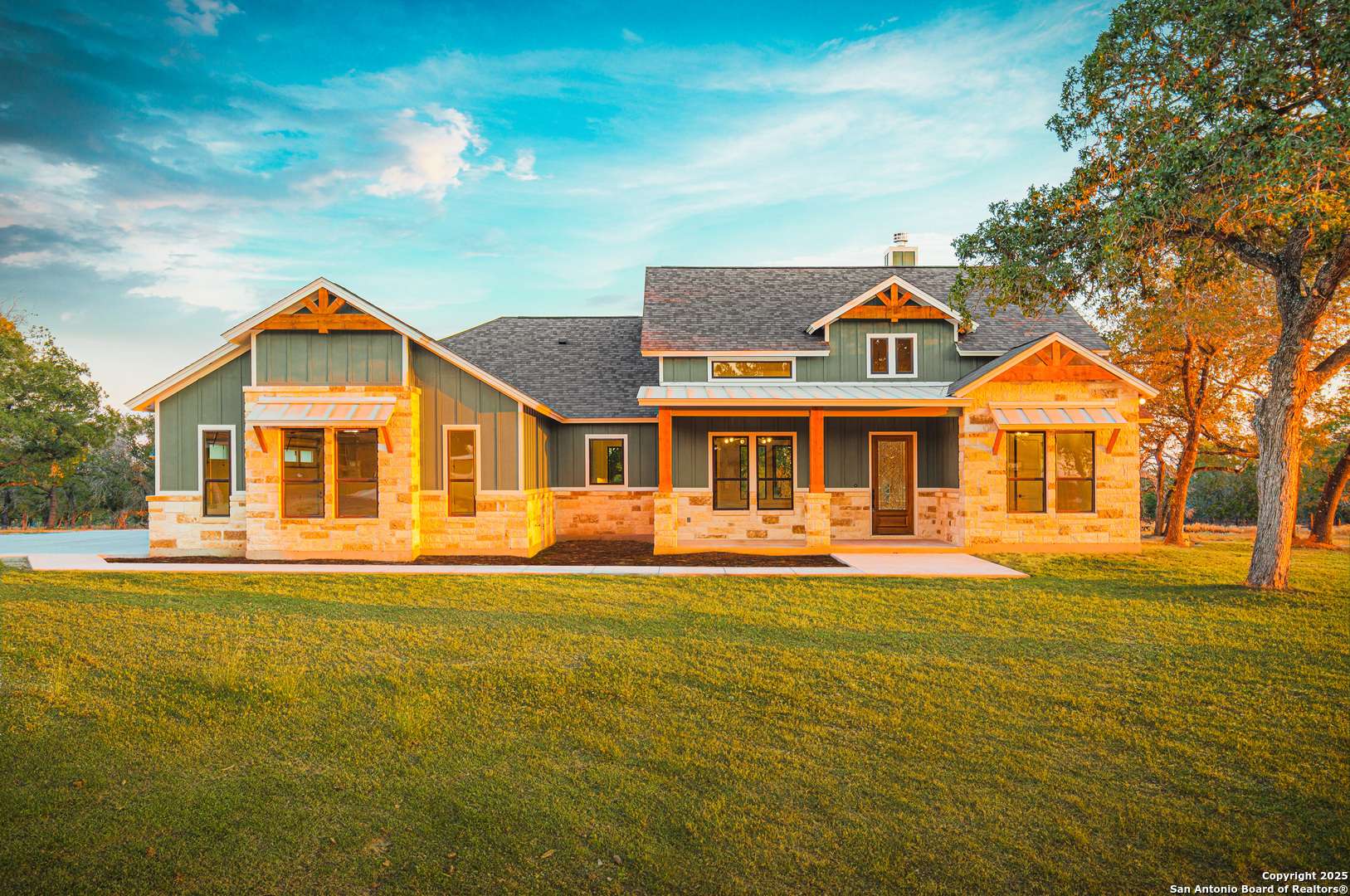 La Vernia, TX 78121,136 Hondo Ridge