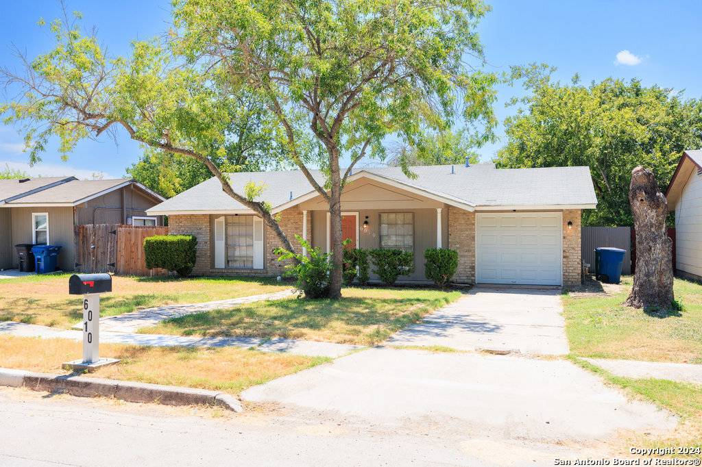 San Antonio, TX 78218-4115,6010 CASTLE HUNT