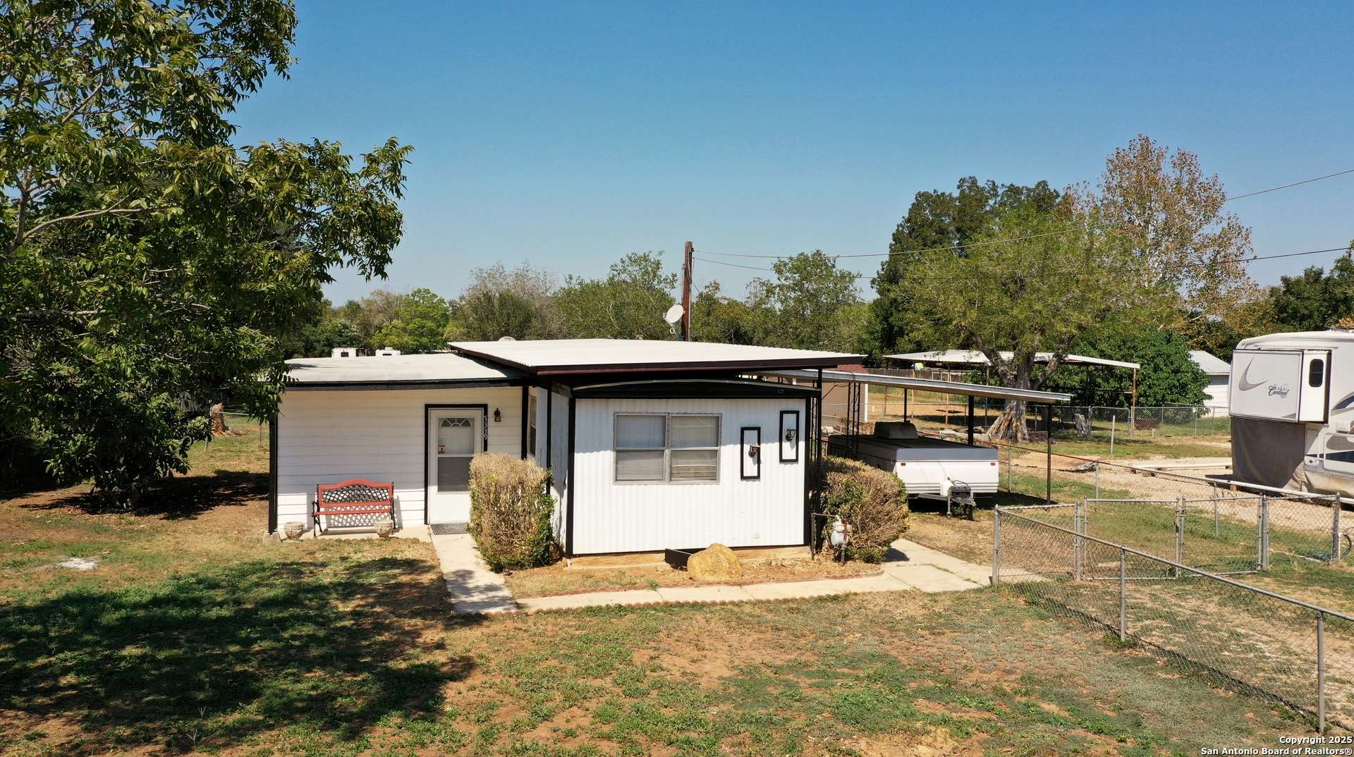 San Antonio, TX 78223,7339 Myna Bird