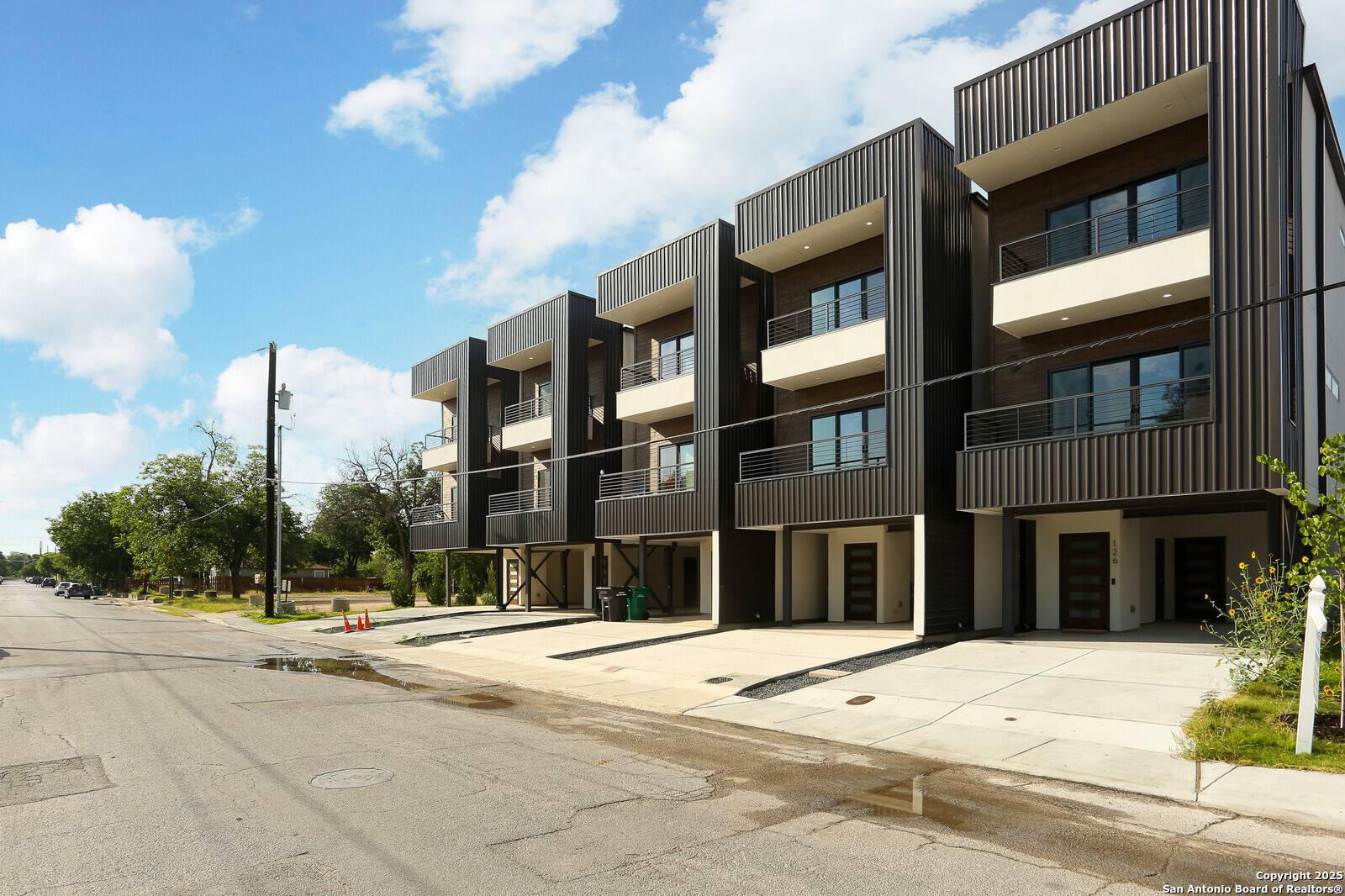 San Antonio, TX 78204,138 Lachapelle