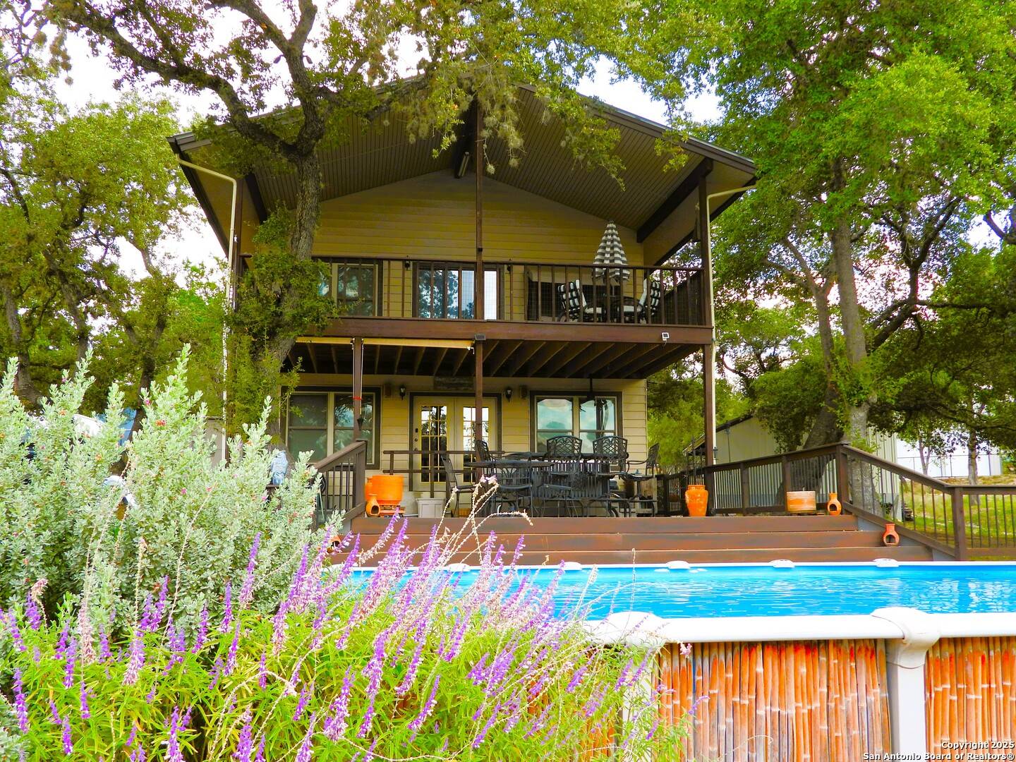 Lakehills, TX 78063-6414,1497 PEBBLE BEACH RD