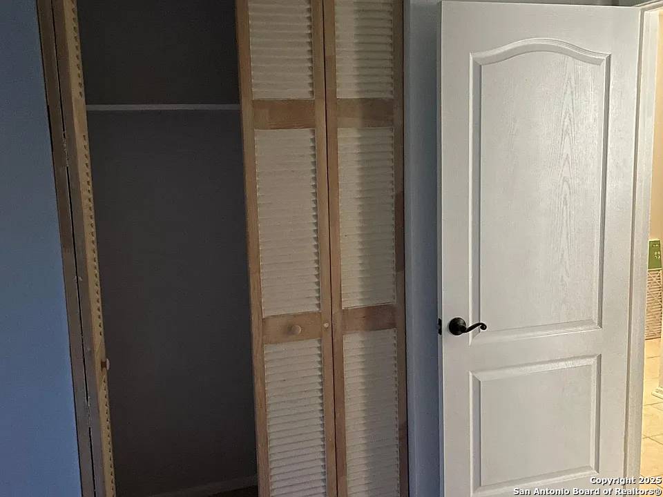 San Antonio, TX 78223,3338 Bob Billa