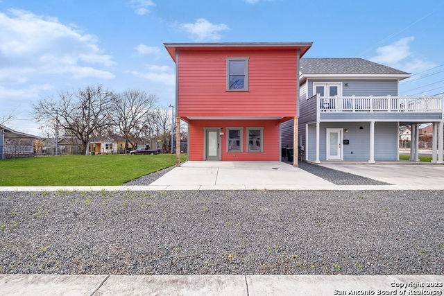 San Antonio, TX 78202,1910 E Houston St - BLDG.4