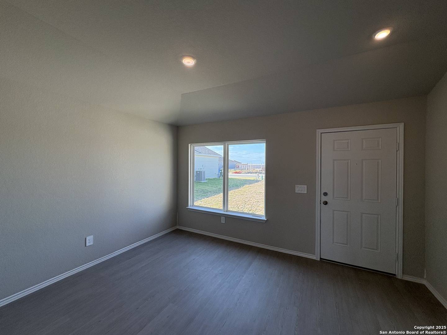 Seguin, TX 78155,729 Canyon View