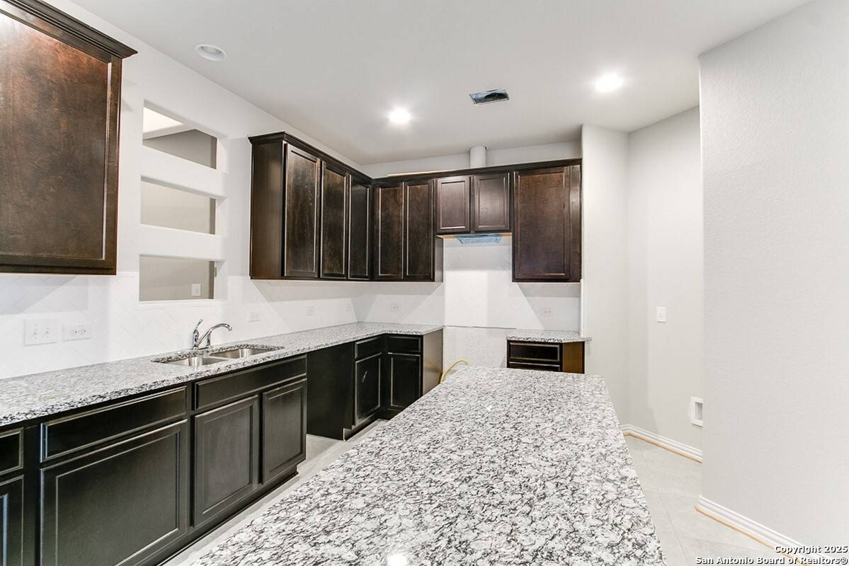 Schertz, TX 78108,5901 Fannin Point