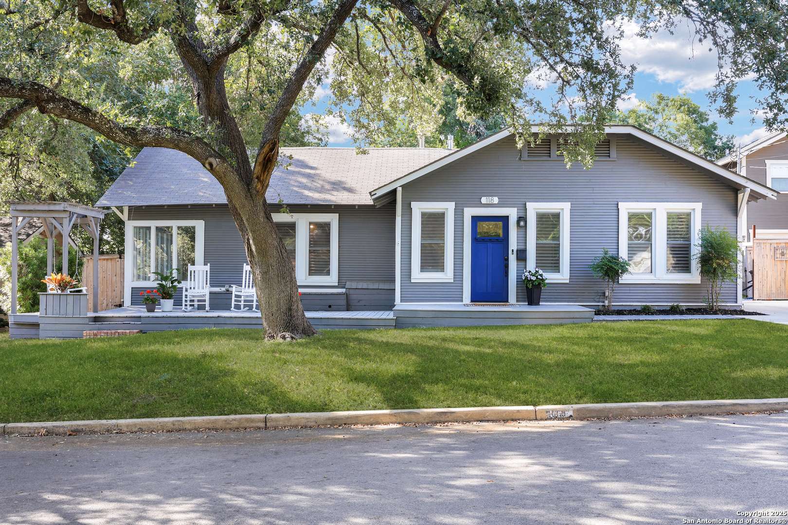 Alamo Heights, TX 78209,118 Routt St