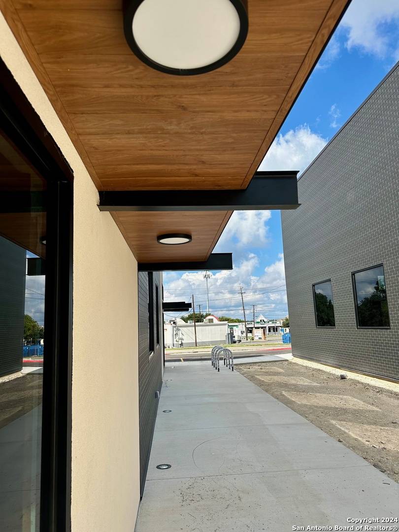 San Antonio, TX 78240,6348 Prue Rd.