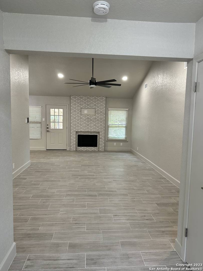 San Antonio, TX 78254-2521,8158 RARITAN ST