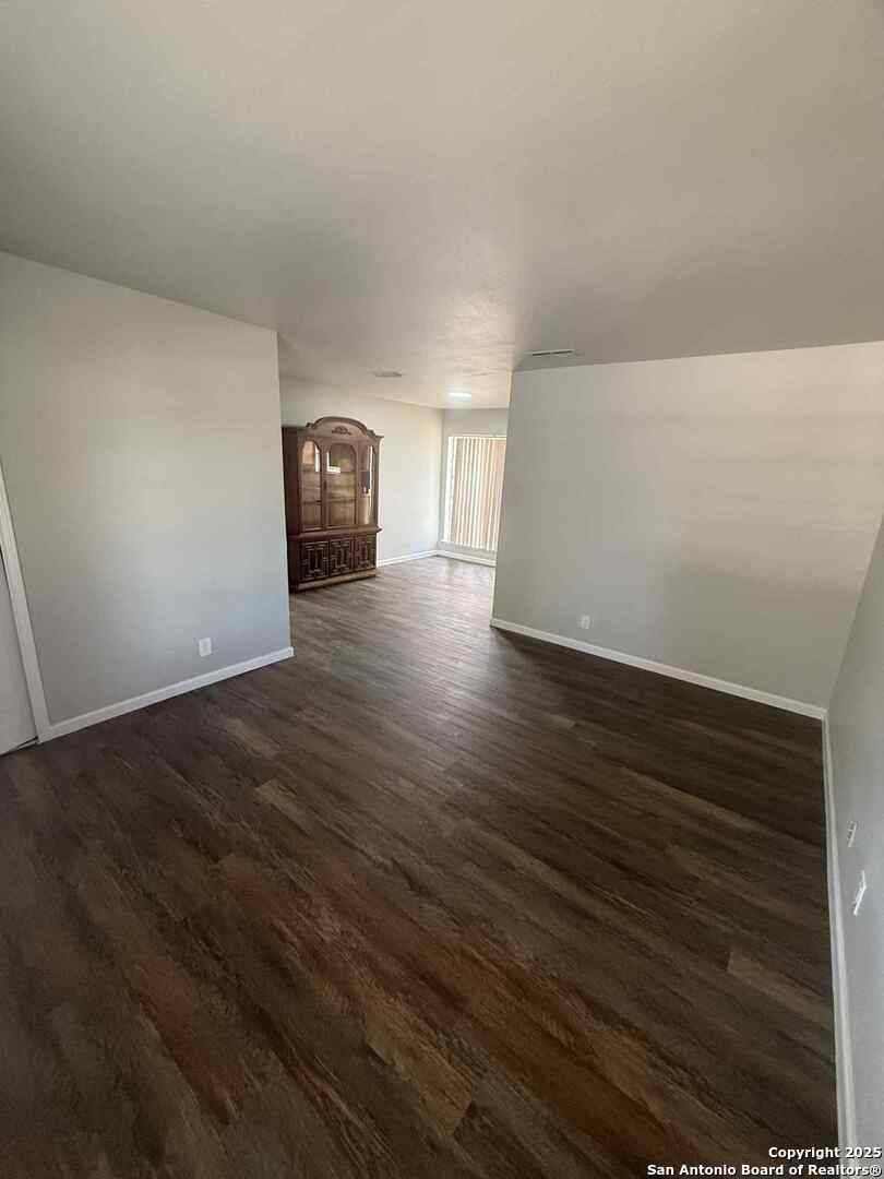 San Antonio, TX 78218,4811 Castle Stream Drive