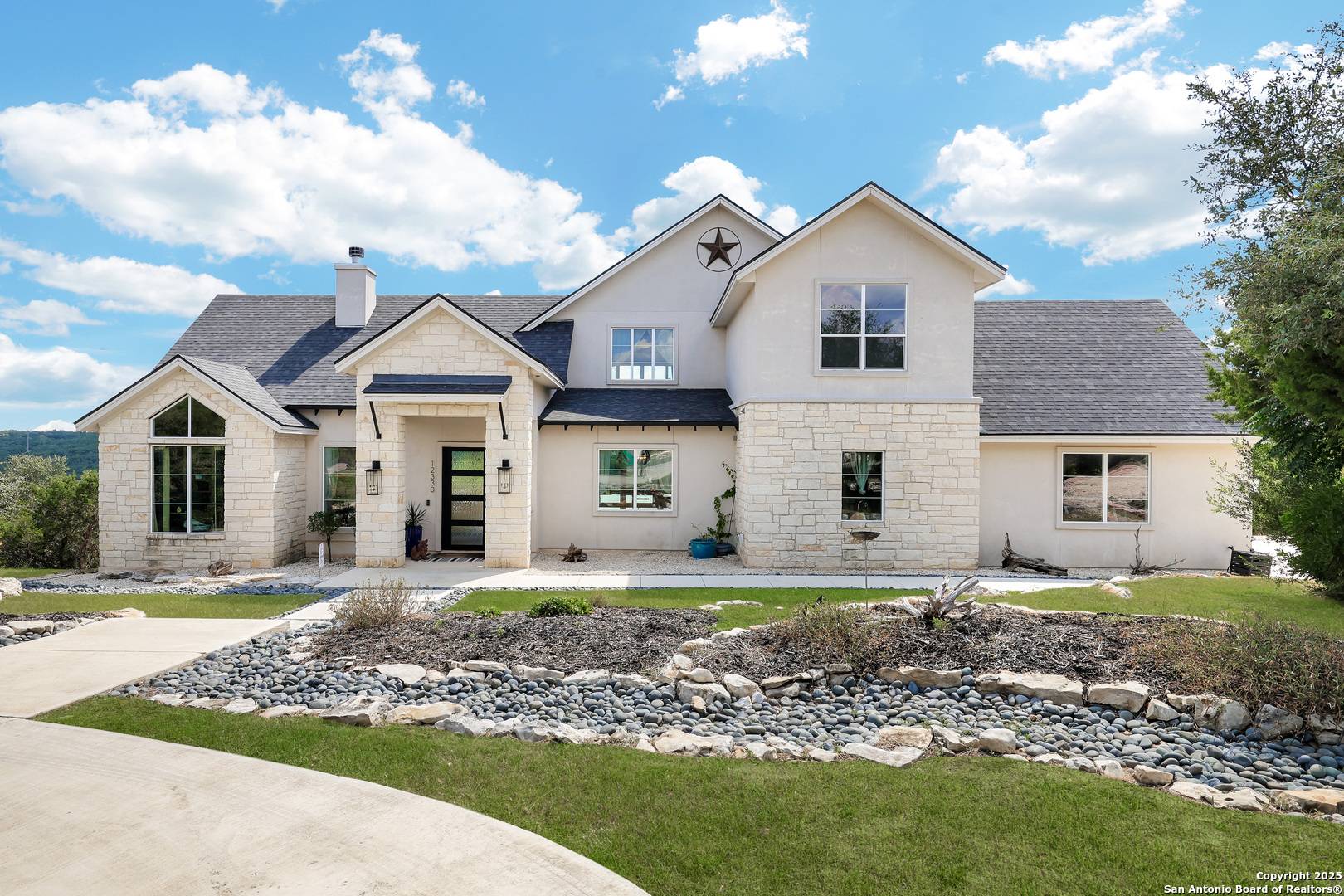 Helotes, TX 78023,12330 Cross Cut