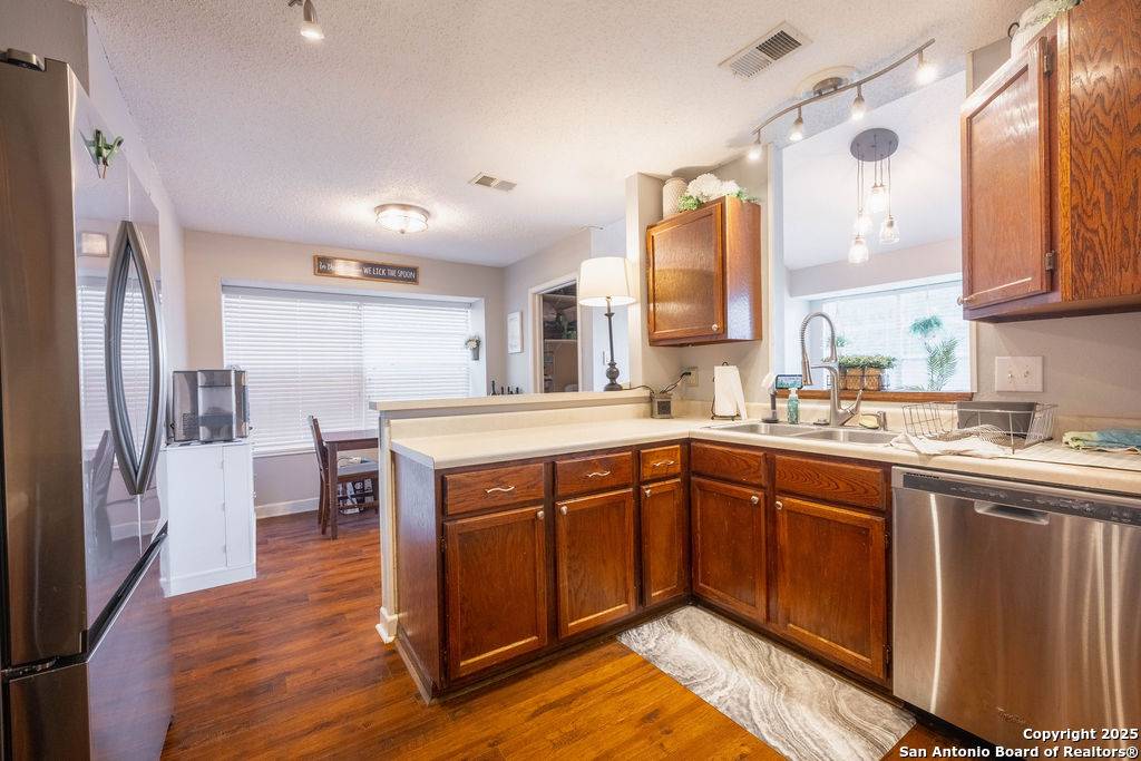 Live Oak, TX 78233,8120 Forest Dawn