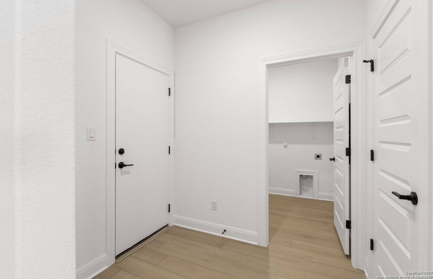 Marion, TX 78124,419 Nightingale Ave