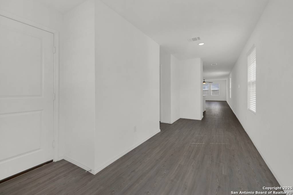 San Antonio, TX 78252,7216 Pasture Run