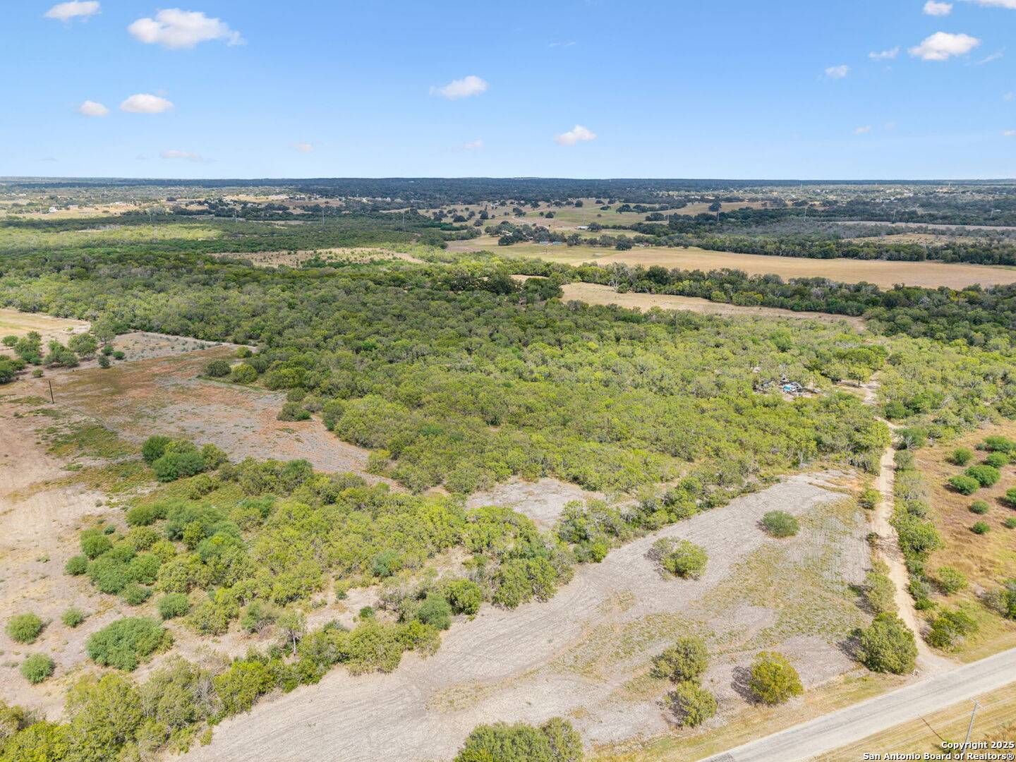 Floresville, TX 78114,3808 County Road 128