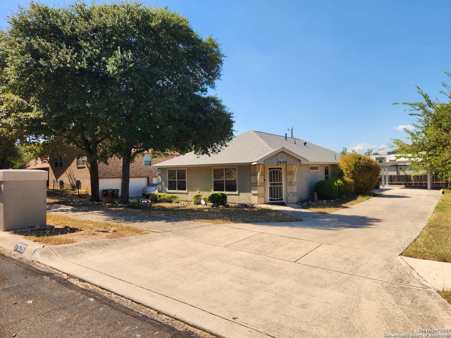 San Antonio, TX 78240,7535 Linkside