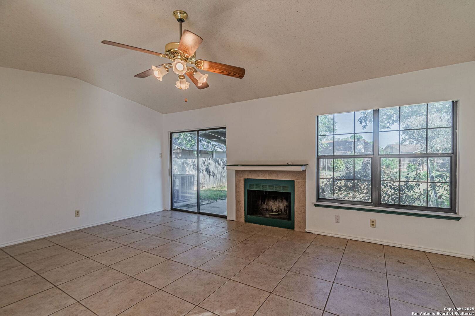 San Antonio, TX 78250,9402 Valley Moss