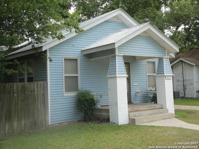 Seguin, TX 78155-4827,615 ELM ST