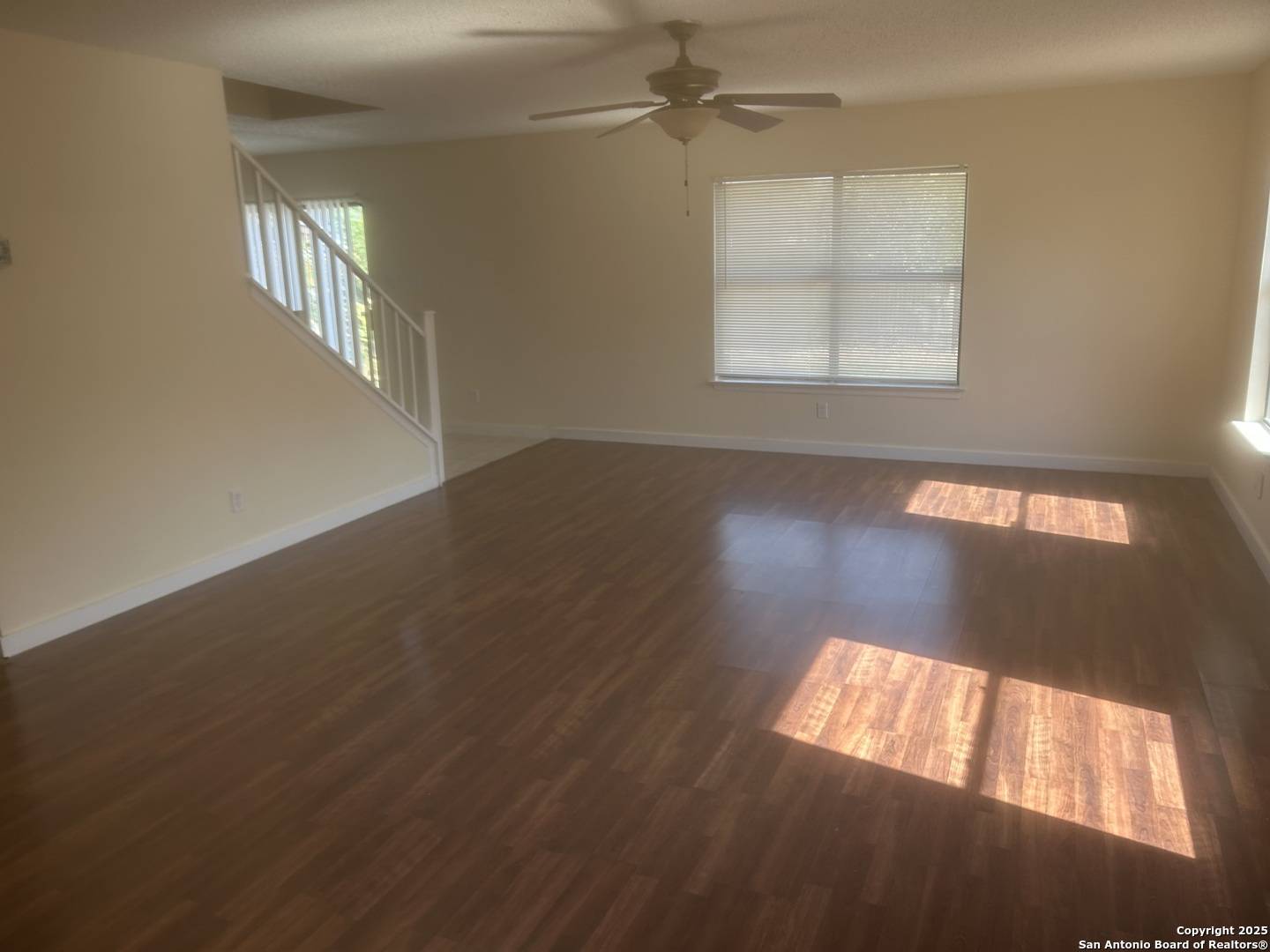 Converse, TX 78109-3366,8055 CORAL MEADOW