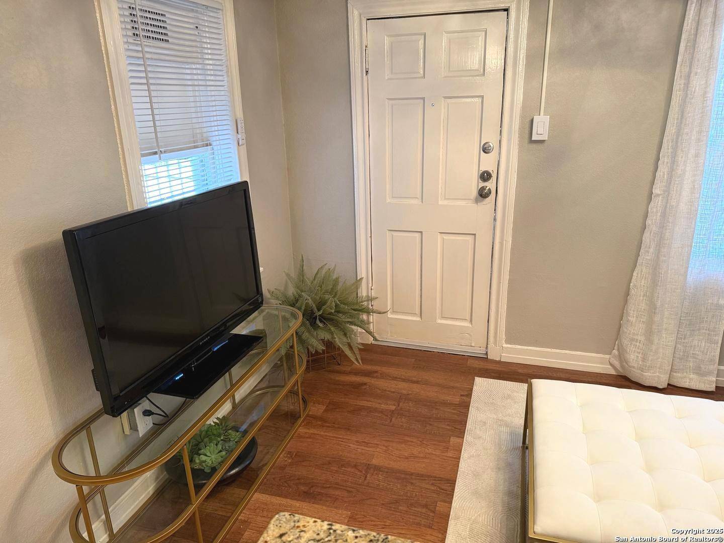 San Antonio, TX 78212,146 Agarita Ave UNIT 5