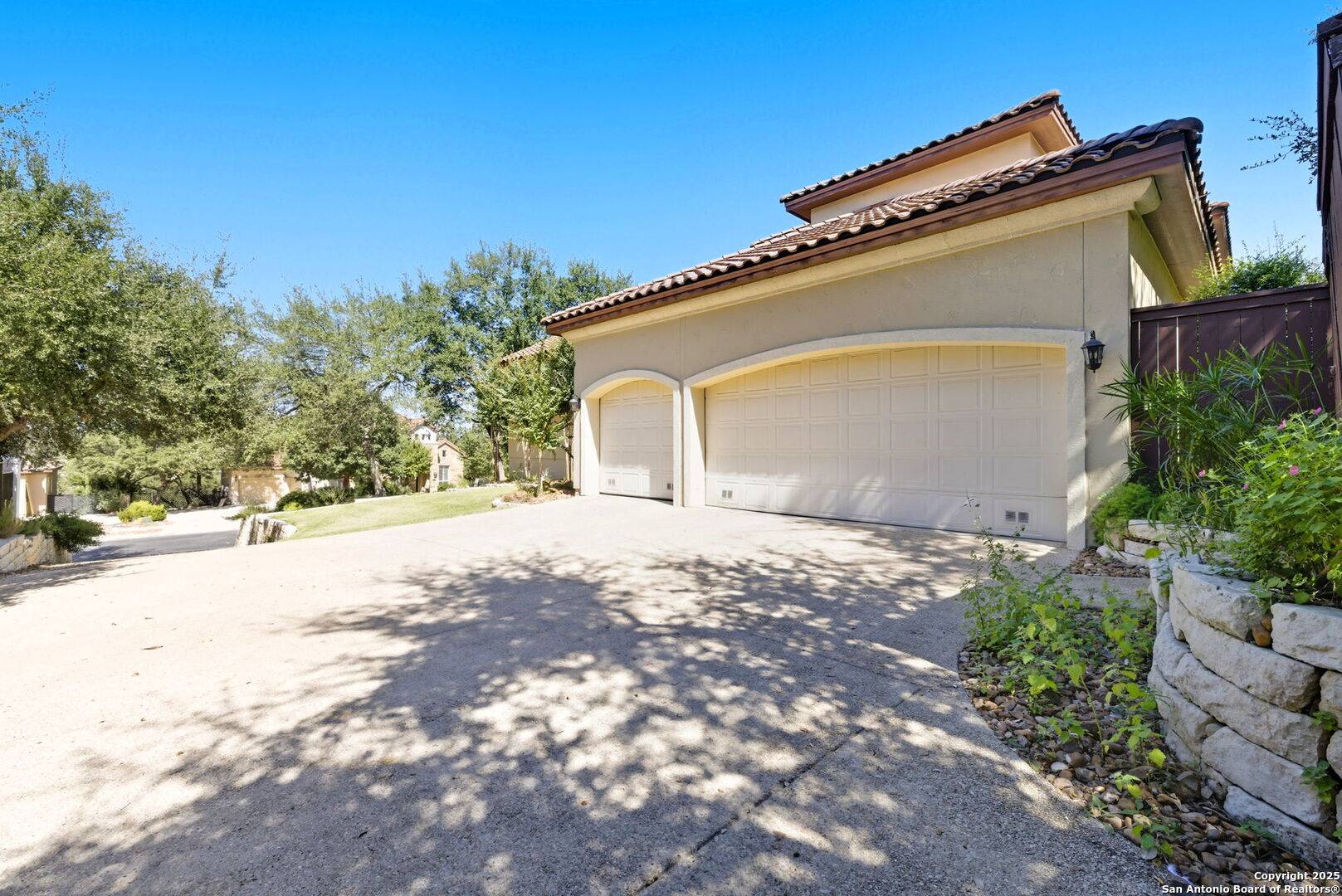 San Antonio, TX 78260-4903,319 SPRINGSIDE