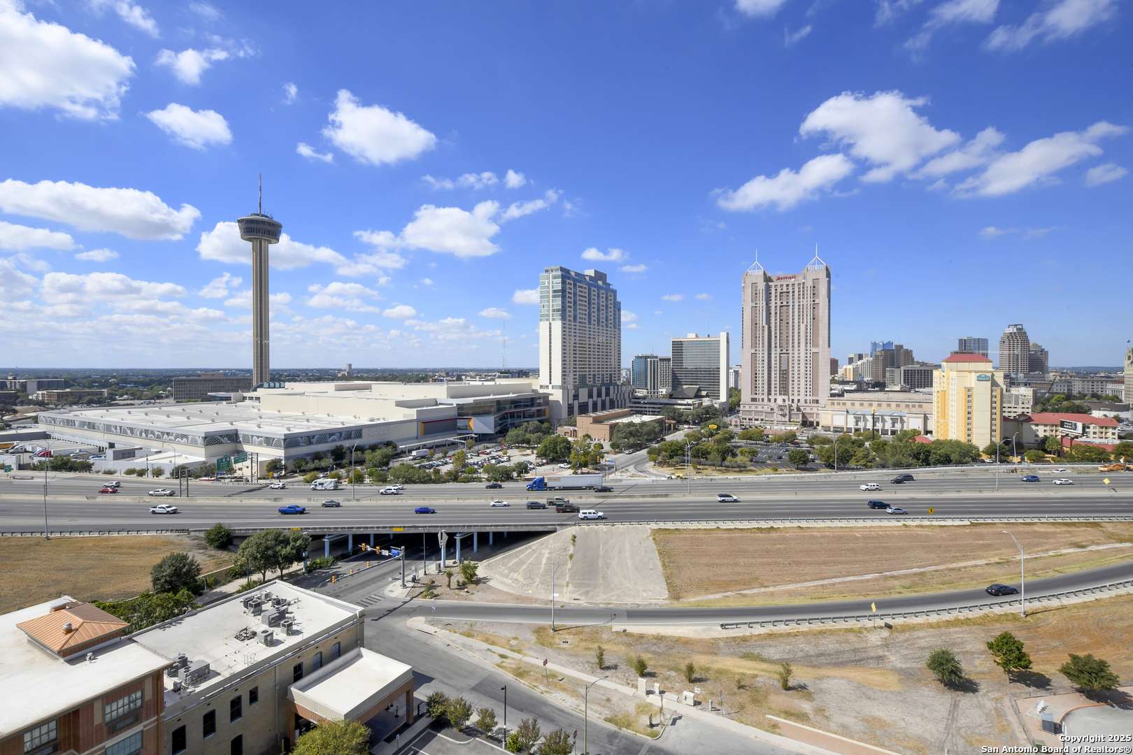 San Antonio, TX 78202,215 Center St UNIT 1307