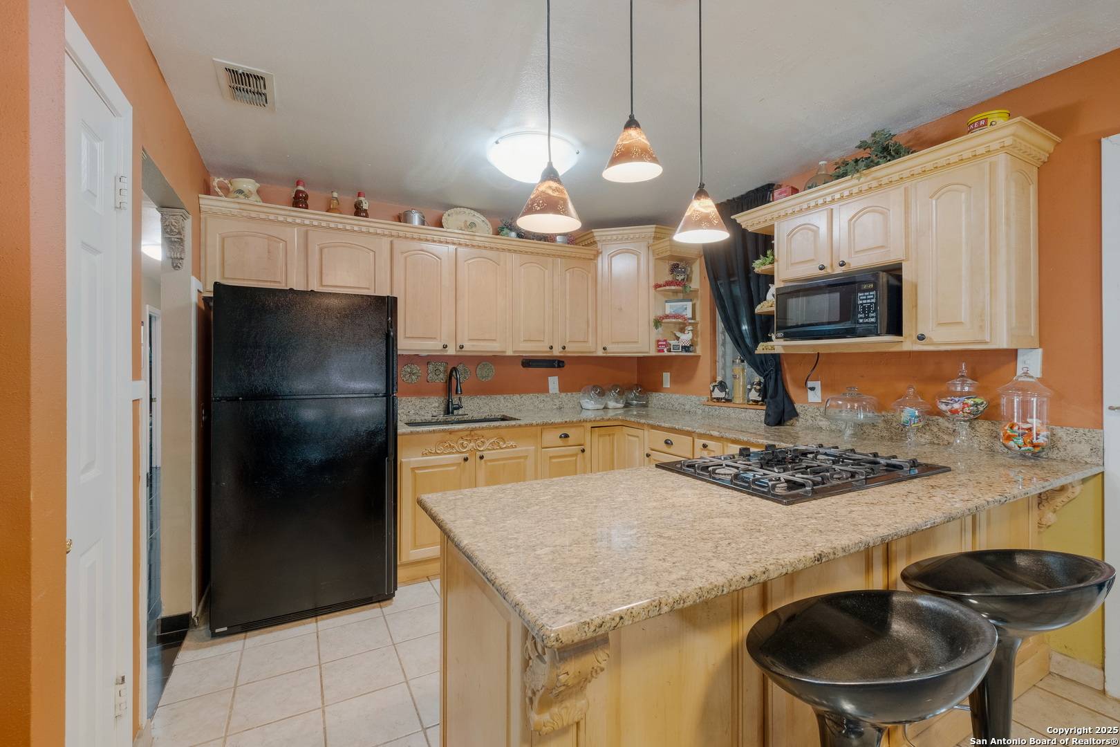 San Antonio, TX 78213,214 Schmeltzer