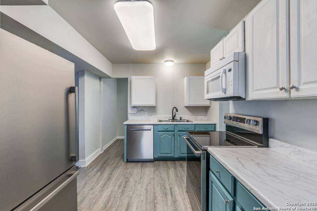 Castroville, TX 78009,122 Karm St