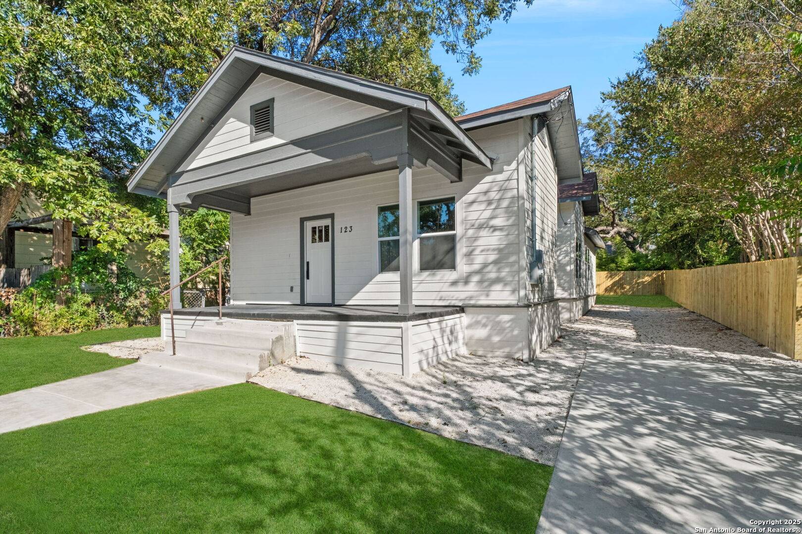 San Antonio, TX 78208,123 Sandmeyer St