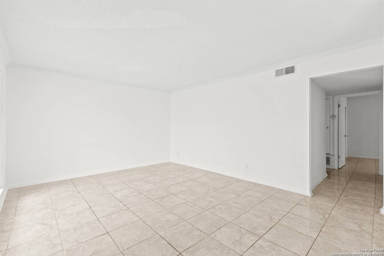 San Antonio, TX 78229,6611 Southpoint UNIT 128