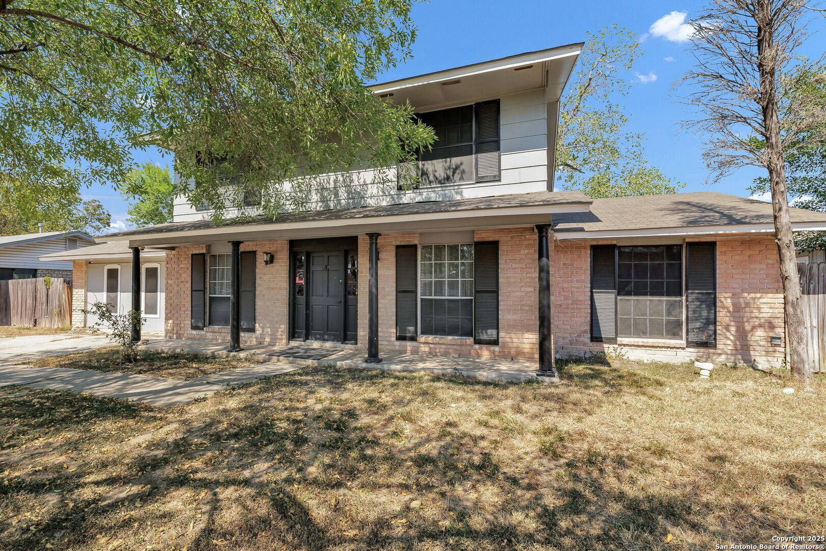 San Antonio, TX 78227,8619 Angel Valley