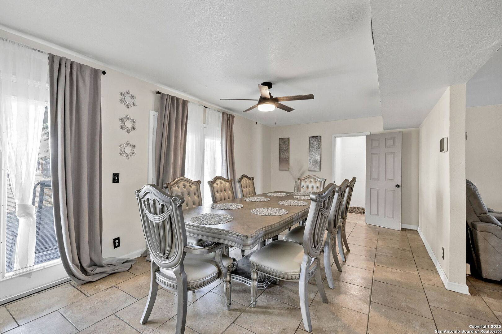 San Antonio, TX 78227,8619 Angel Valley