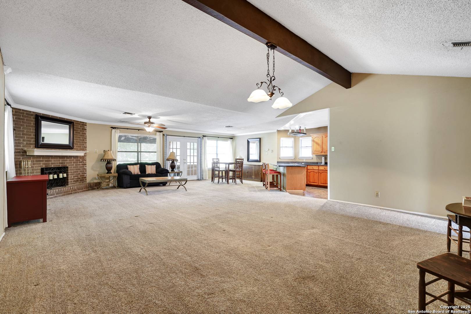 San Antonio, TX 78240,8211 Knute Rockne St