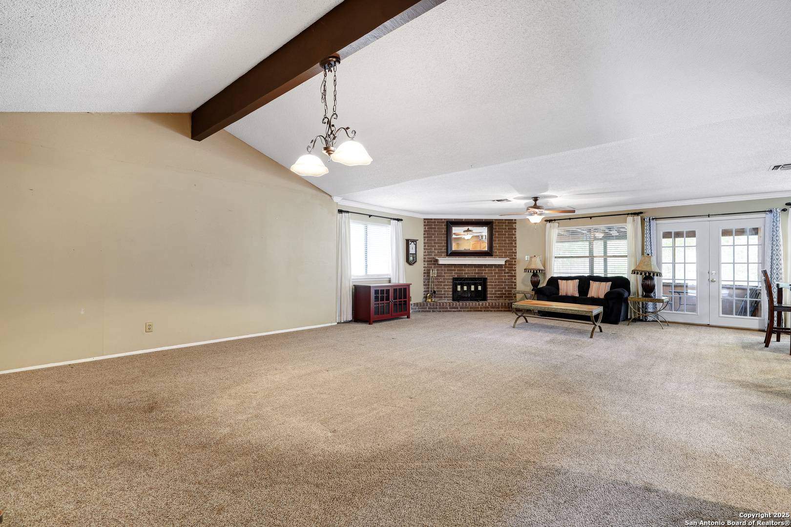 San Antonio, TX 78240,8211 Knute Rockne St