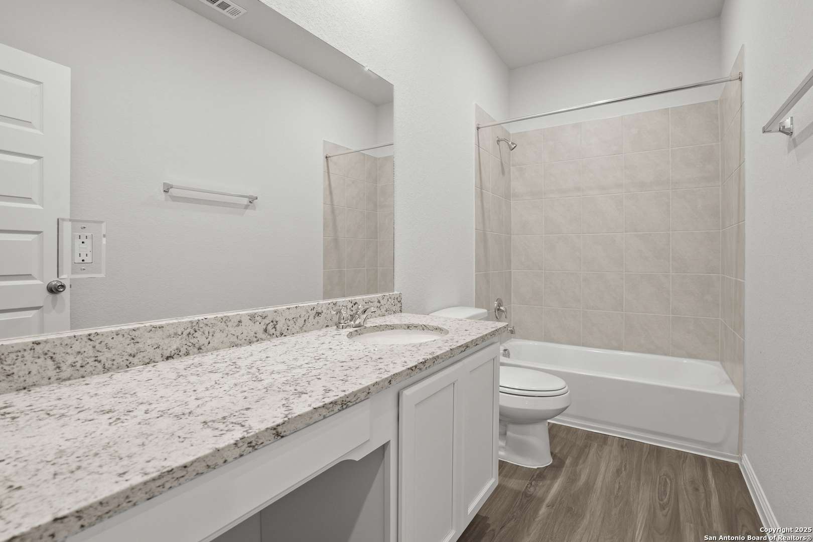 San Antonio, TX 78245,140 Duck Trail