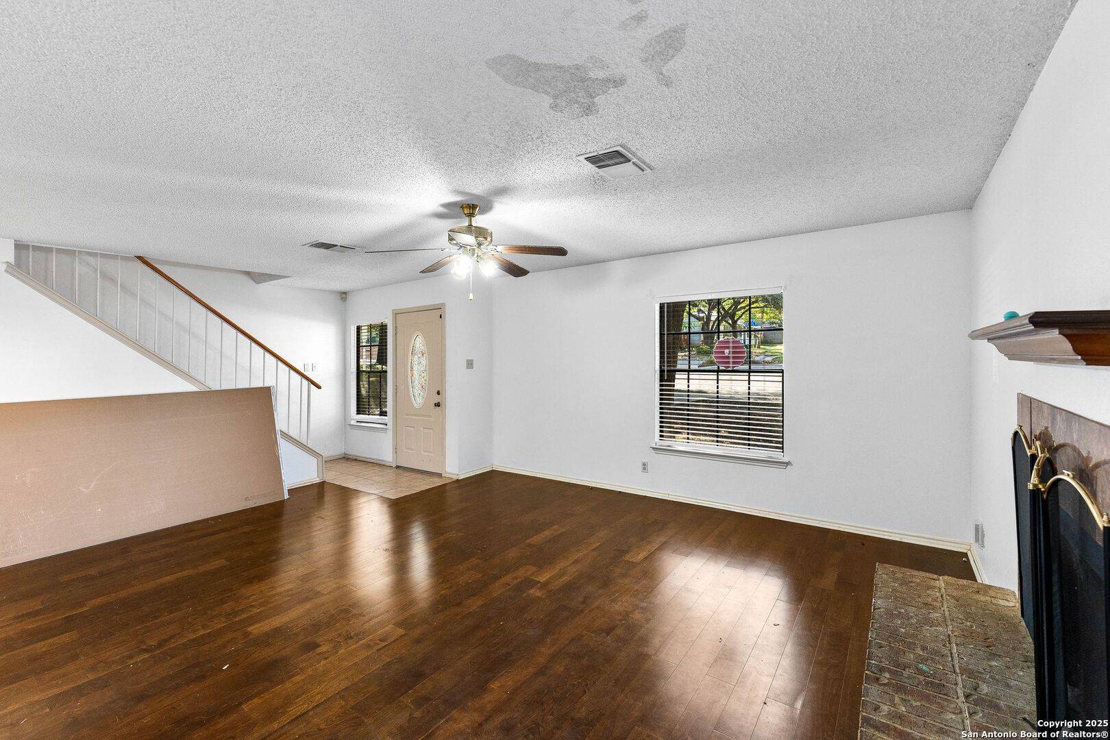 San Antonio, TX 78231,2202 Knights Wood