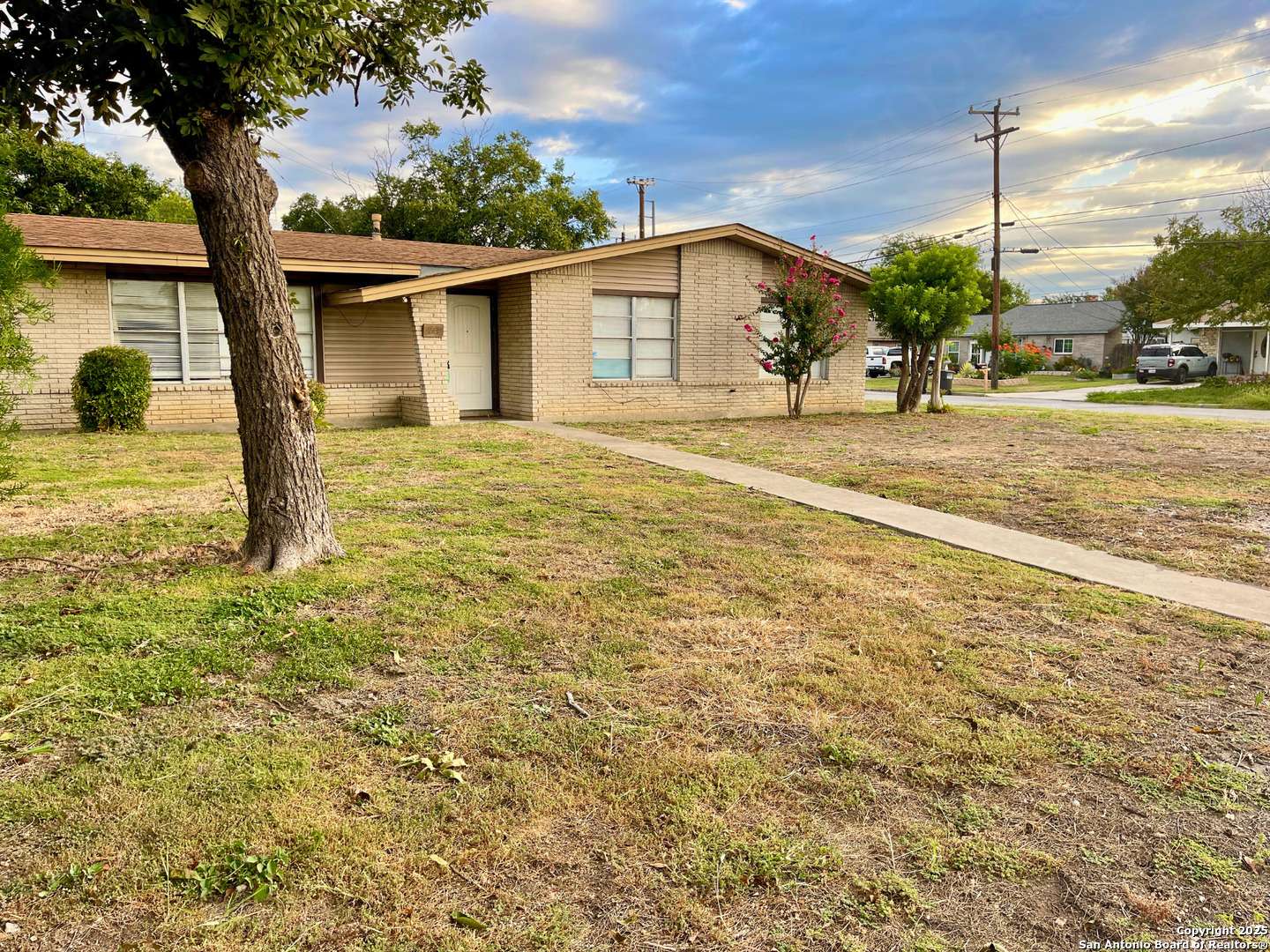 San Antonio, TX 78218-2611,4539 EISENHAUER RD