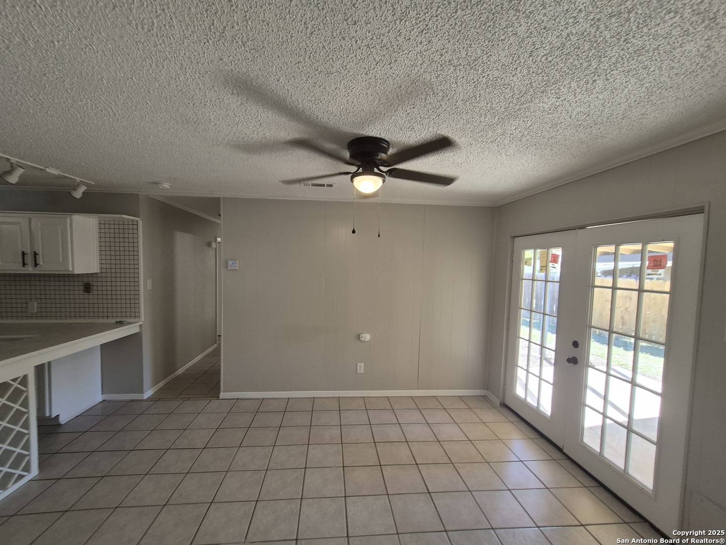 San Antonio, TX 78233,11914 Alamo Blanco