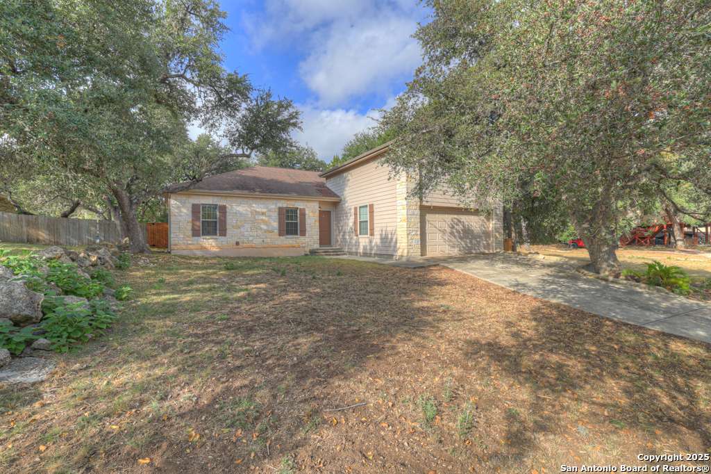 Canyon Lake, TX 78133,1060 Somerset