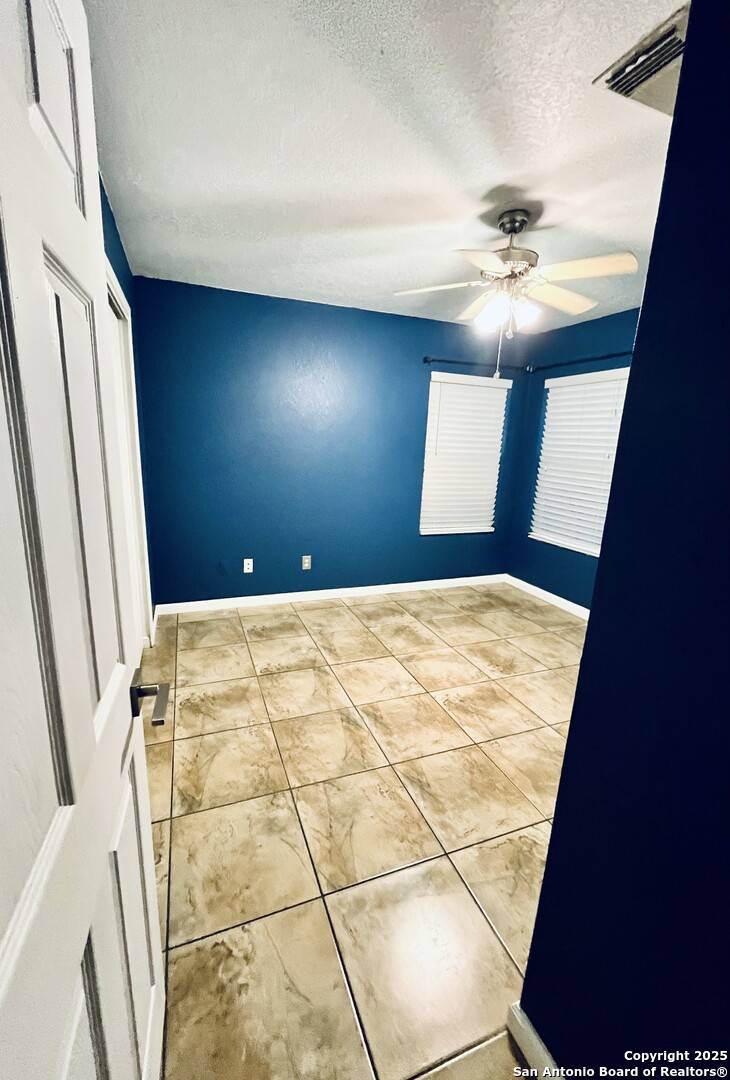 San Antonio, TX 78245,10302 Shady Meadows