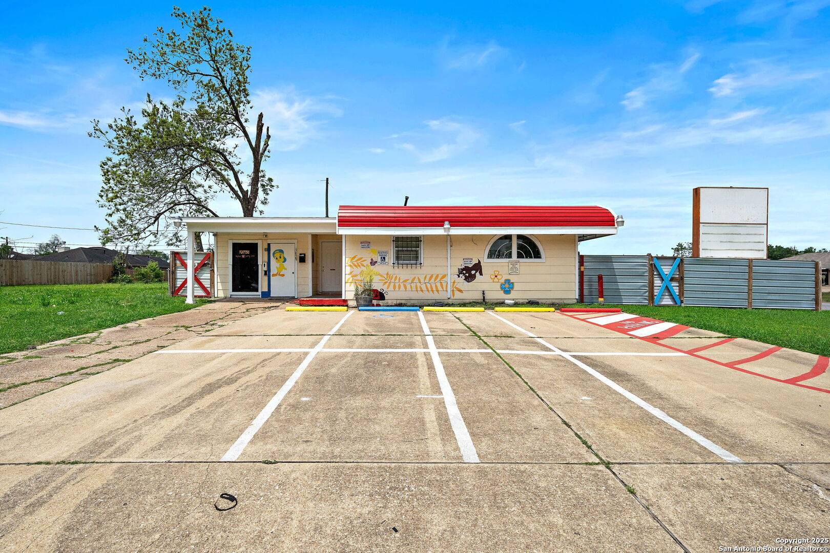 Houston, TX 77033,5639 Overdale