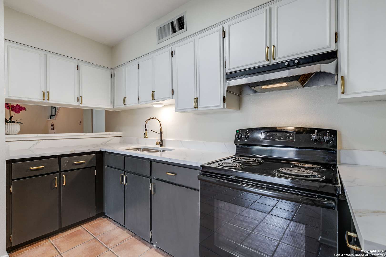 San Antonio, TX 78238,6123 Farragut Dr.